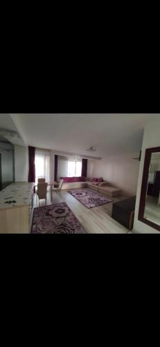 Postel nebo postele na pokoji v ubytování Ferval Confort Craiova