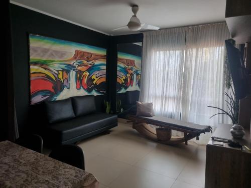 Apto 2 quartos reformado centro