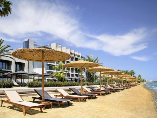 Mercure Larnaca Beach Resort