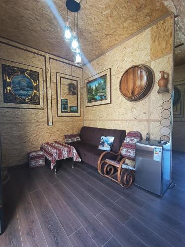 Tevosyan Gold EVN Airport