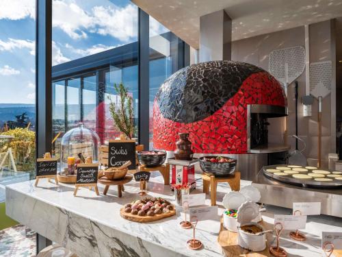 Jídlo v hotelu nebo okolí