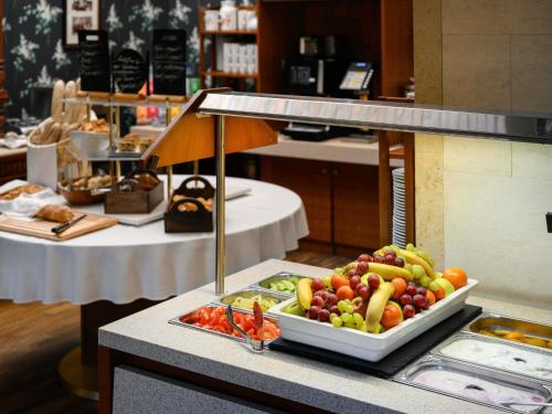 Jídlo v hotelu nebo okolí