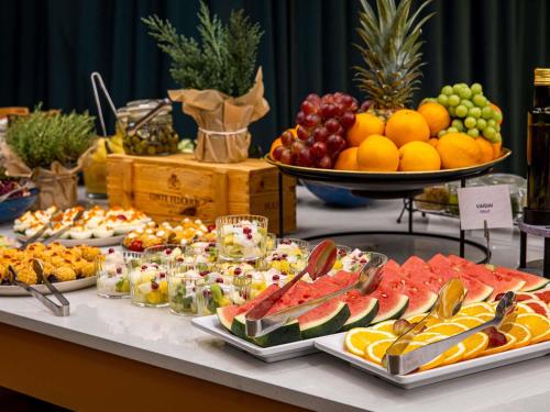 Φαγητό σε αυτό το ξενοδοχείο ή κάπου εκεί κοντά