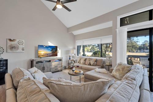 265 Turnberry Villa photo 9