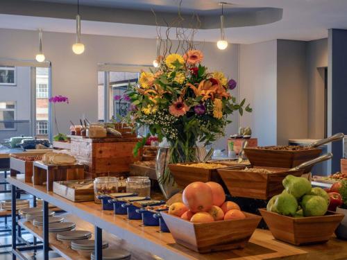 Φαγητό σε αυτό το ξενοδοχείο ή κάπου εκεί κοντά