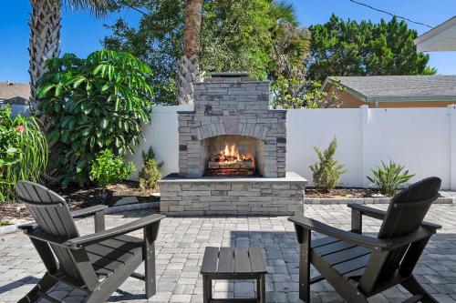 Fotografie z fotogalerie ubytování Private Beach Access Sauna Outdoor Fireplace v destinaci Anastasia Island