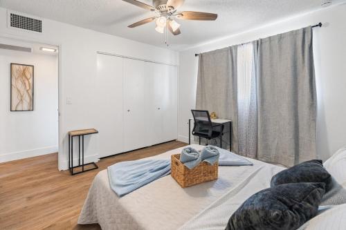 Φωτογραφία από το άλμπουμ του ASU-Mesa Getaway-Stylish & Relaxing σε Mesa