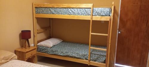 チレシトにあるComplejo Paimán - Alquiler por díaの部屋に二段ベッドがいくつかある