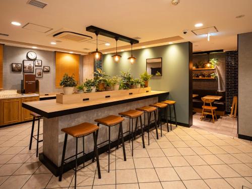 Super Hotel Tanimachi 4 Chome Exit 6