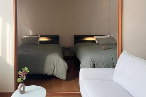 心ほどける宿 Pure Forest 101 函館 Hakodate 五稜郭 Goryoukaku 無料駐車場 フランスベッド 木製家具