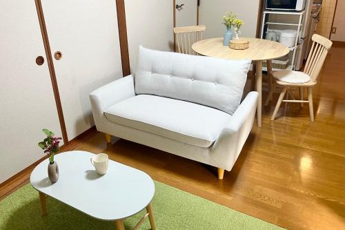 心ほどける宿 Pure Forest 101 函館 Hakodate 五稜郭 Goryoukaku 無料駐車場 フランスベッド 木製家具