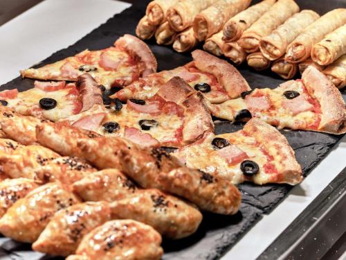 Mad på hotellet eller i nærheden