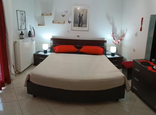 Katil atau katil-katil dalam bilik di RnB Red&Black