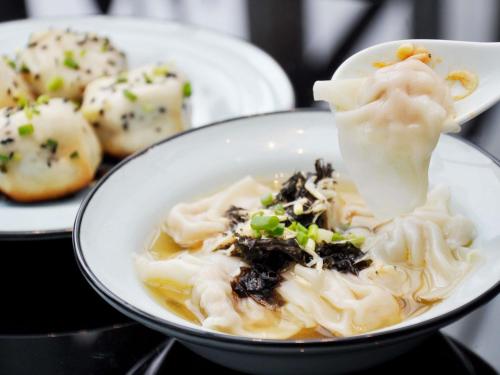 Φαγητό σε αυτό το ξενοδοχείο ή κάπου εκεί κοντά