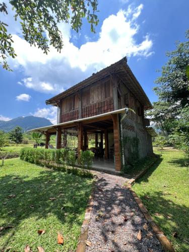 Naturlandskabet i nærheden af villaen
