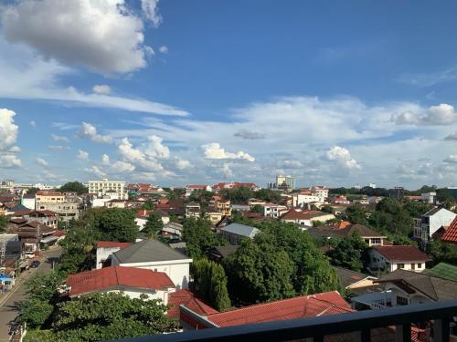 Γενική άποψη της πόλης Βιεντιάν ή θέα της πόλης από  αυτό το ξενοδοχείο διαμερισμάτων