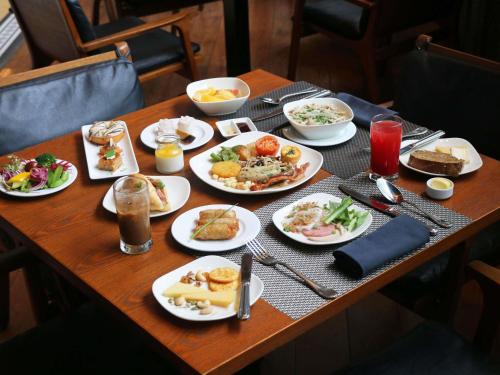 Φαγητό σε αυτό το ξενοδοχείο ή κάπου εκεί κοντά