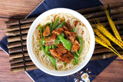 Еда / где поесть недалеко от отеля