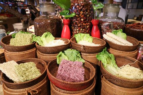 Еда / где поесть недалеко от отеля