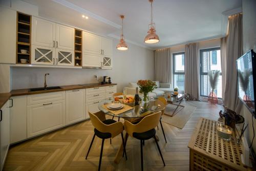 Maya's Flats & Resorts 33 - GRANARIA