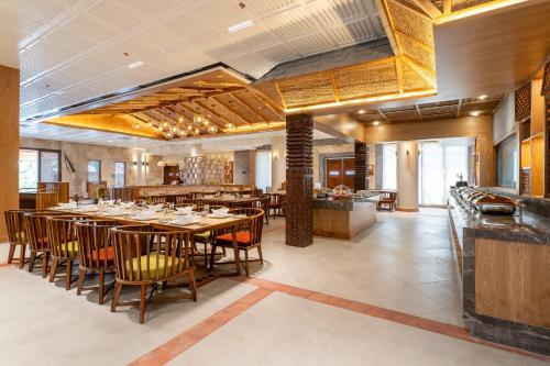 Φωτογραφία από το άλμπουμ του Royal Tulip Chitwan Nepal σε Sauraha