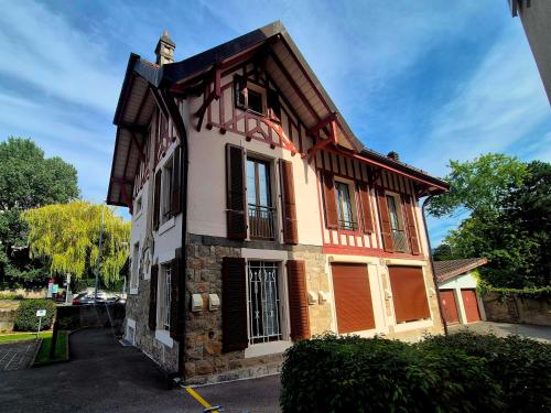 Gallery image of Pavillon Bon Rivage in La Tour-de-Peilz