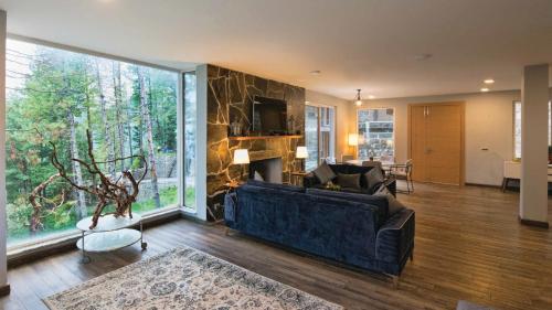 Kuchyň nebo kuchyňský kout v ubytování Blue Pine Mountain Homes