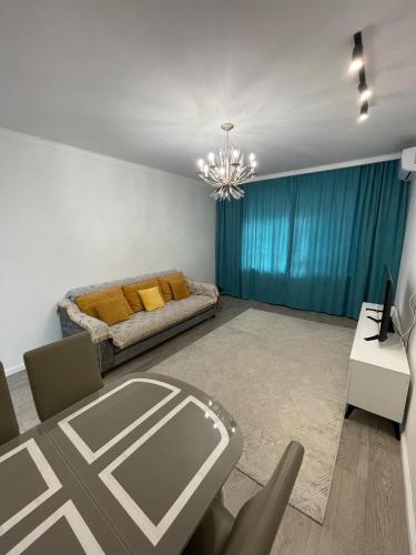 Postel nebo postele na pokoji v ubytování Mega