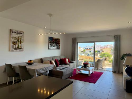 Gabbiana apartment terrace BBQ and pool