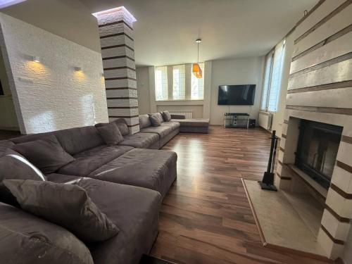 Photo de la galerie de l'établissement Yarema Forest House, à Yarema residence zone