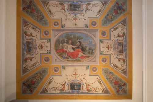 Frescoed Duomo Retreat