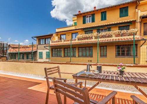 brd 41 12- Ponte Vecchio Spacious Central Penthouse