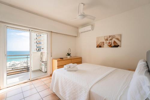 AA Guest - The Magic Front Sea Views Eco Apartment