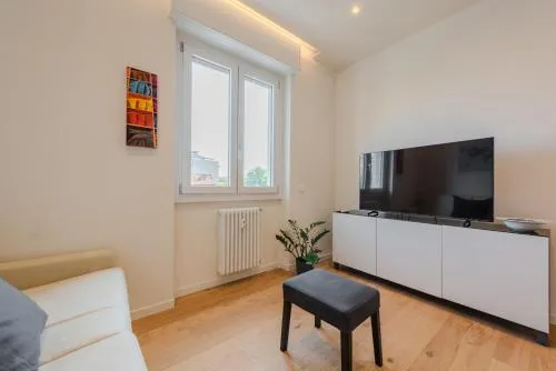 EasyTopStay - Naviglio White Bliss photo 11