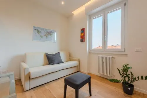 EasyTopStay - Naviglio White Bliss photo 8