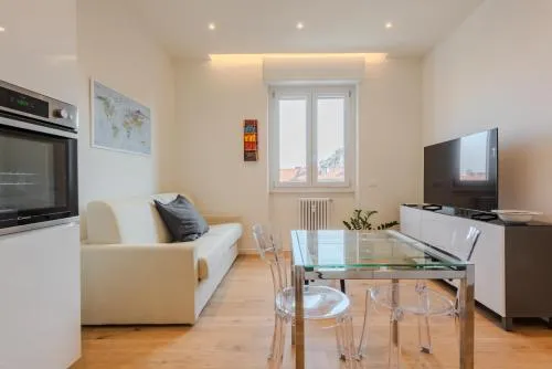 EasyTopStay - Naviglio White Bliss photo 17
