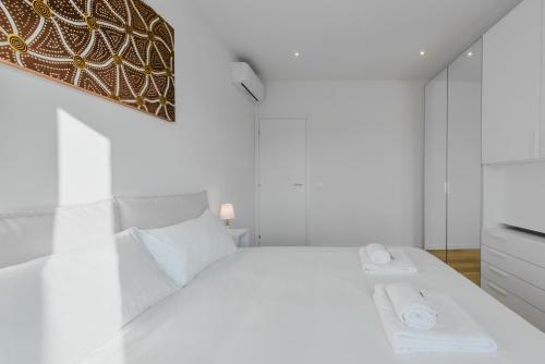 EasyTopStay - Naviglio White Bliss photo 23