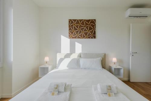 EasyTopStay - Naviglio White Bliss photo 24