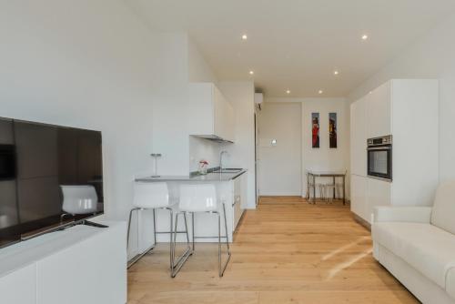 EasyTopStay - Naviglio White Bliss photo 26
