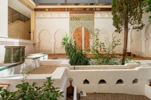 Koupelna v ubytování Stunning 3BR 2BTH with Parking and Jacuzzi