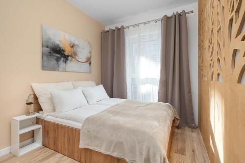 Cosy Studio in Wrocław Near the River with Parking and Balcony by Noclegi Renters