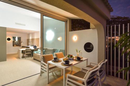 VelSuites Playa del Ingles by VillaGranCanaria
