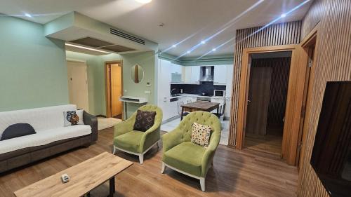 Χώρος καθιστικού στο Bright 2BR Home in Central Istanbul