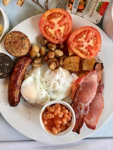 Φαγητό σε αυτό το ξενοδοχείο ή κάπου εκεί κοντά