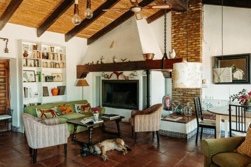 Dehesa de las Yeguas casa en finca privada con piscina y playa
