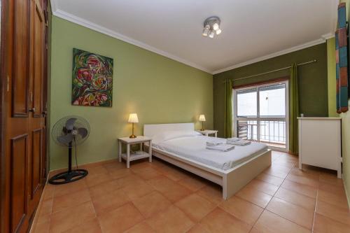 A03 - Central 1 Bed Apartment