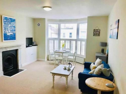 Fotografie z fotogalerie ubytování St Margarets Modern Georgian 2 bedroom apartment v destinaci Ryde