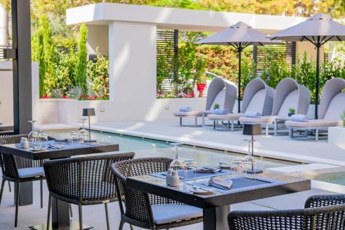 Divani Escape - Adults Only