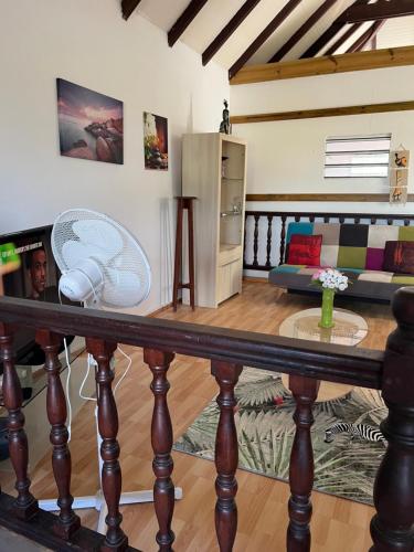 Et opholdsområde på T3 cosy haut de villa Bassin balnéo sur terrasse jardin & fêtes possibles