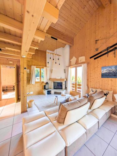 Grand chalet familial avec cheminée à La Tzoumaz